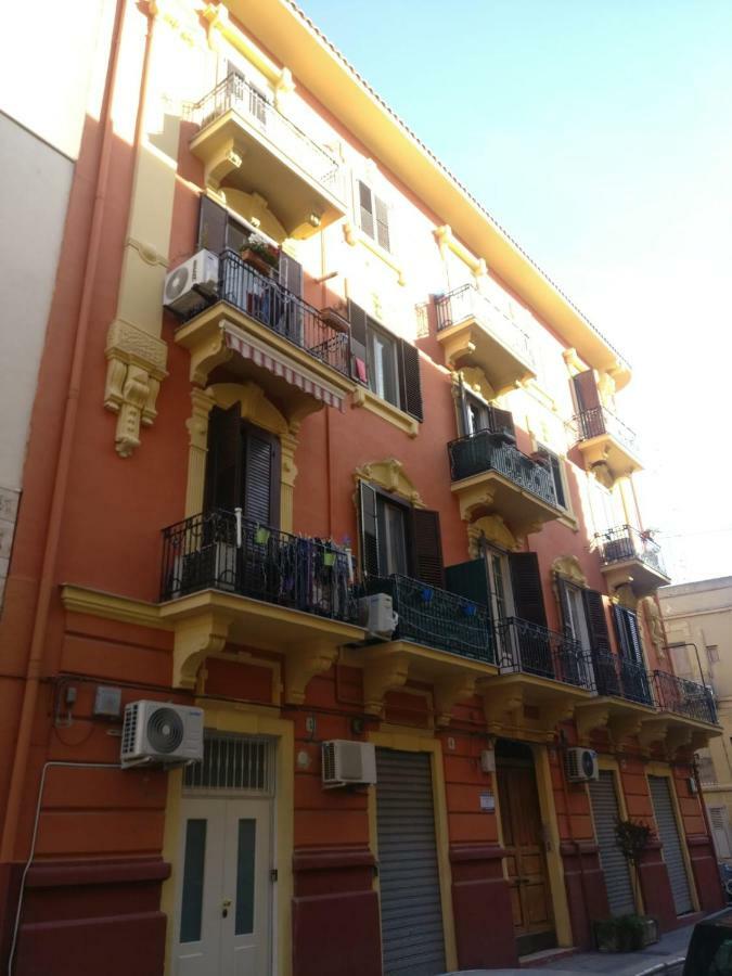 4 Via Valona - Executive Luxury Apartment 巴里 外观 照片
